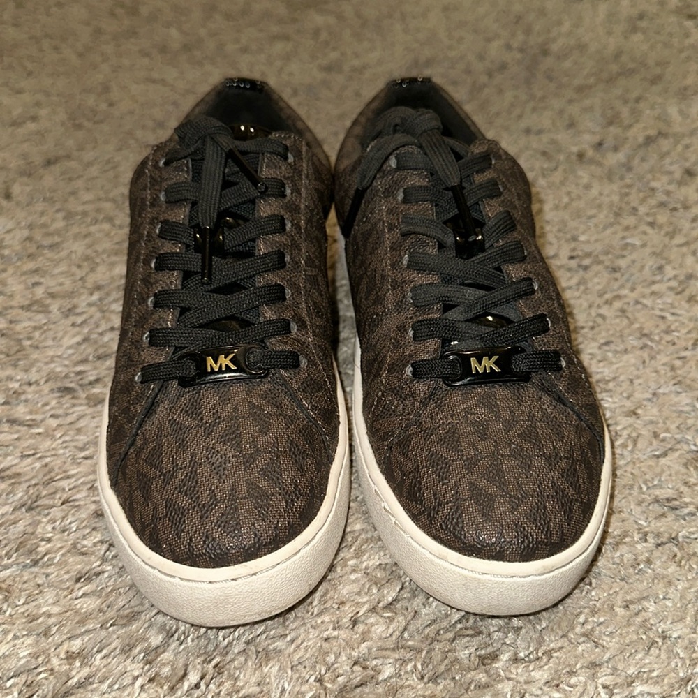 Leather Low Rise Michael Kors Sneakers